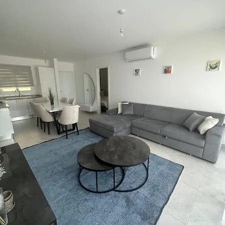 четырехкомнатные в Thalassa & Apartment Vokolidha