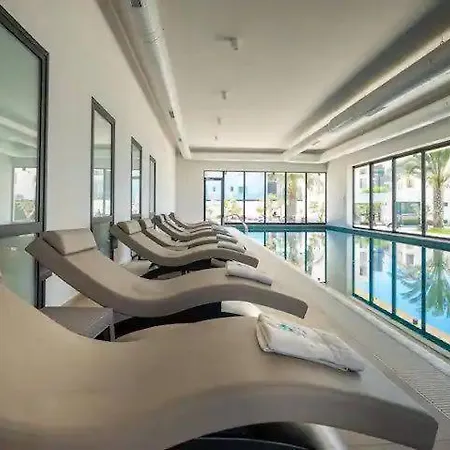 четырехкомнатные в Thalassa & Vokolidha