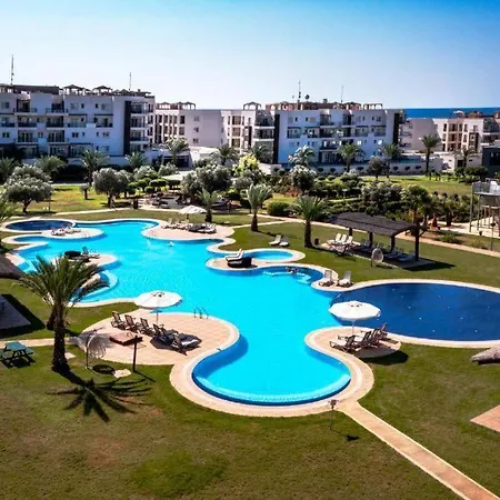 четырехкомнатные в Thalassa & Apartment Vokolidha